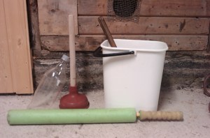 karhupumppu ja ämpäri