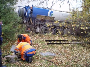 vesimiehet ja säiliöauto