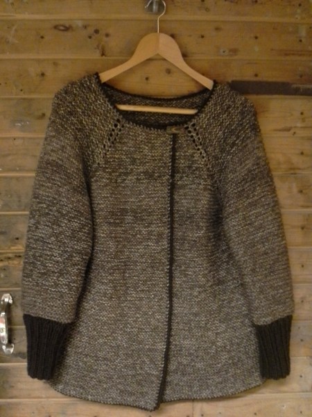 tweedlanka-neuletakki