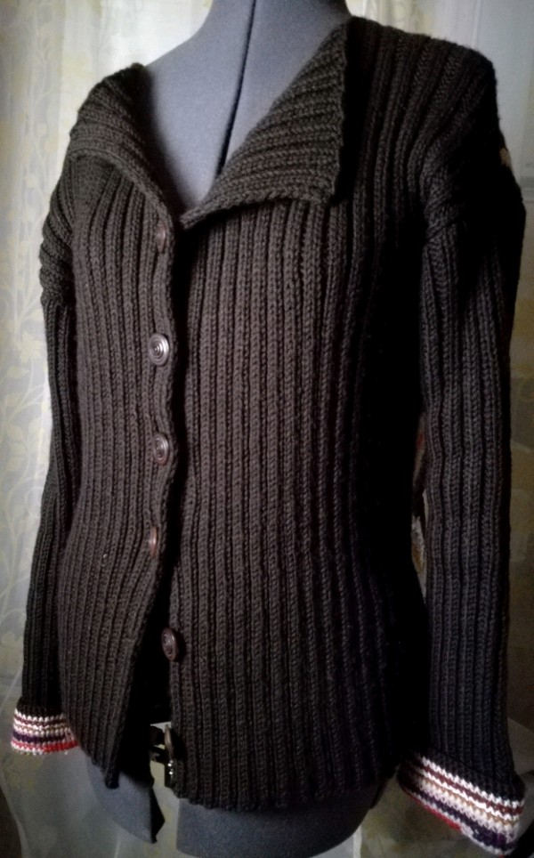 Isoaidinnelio-neuletakki